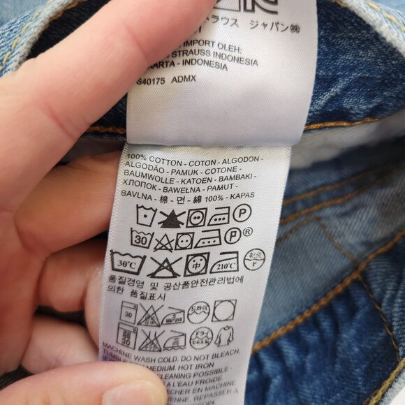 Levi's 501 Distressed Medium Wash Denim Jeans Casual Denim Men's 32x32 - Picture 8 of 10